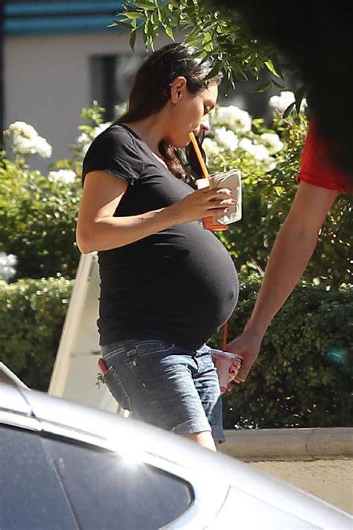 Selena Gomez's Pregnancy Journey: A Glimpse Of Her Growing Belly