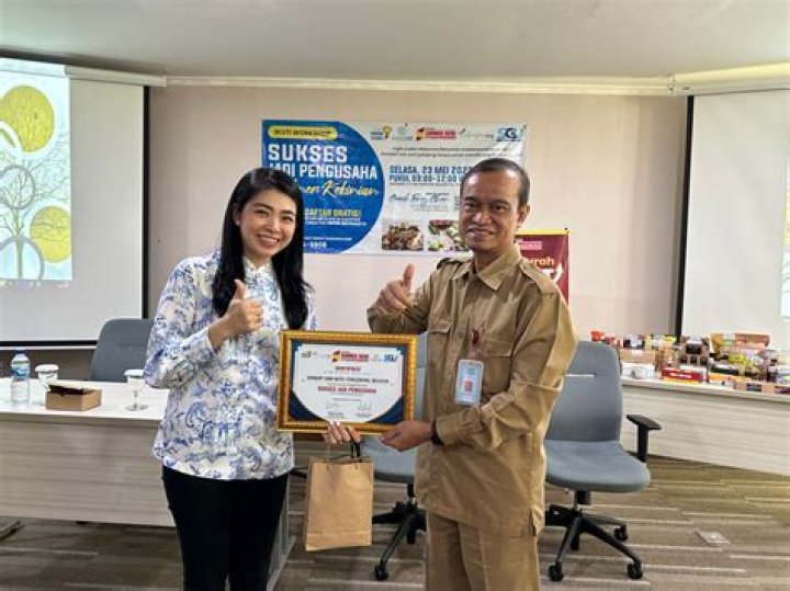 Temukan Rahasia Sukses Andrea Lee Di Usi Mudanya!