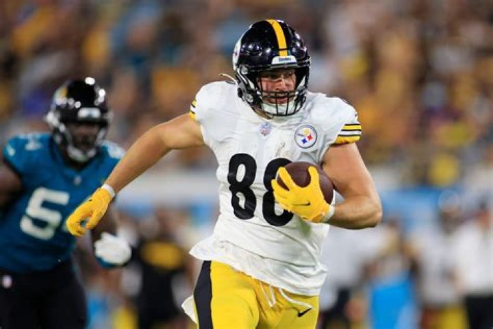 Temukan Segala Tentang Pat Freiermuth, Tight End Pittsburgh Steelers!