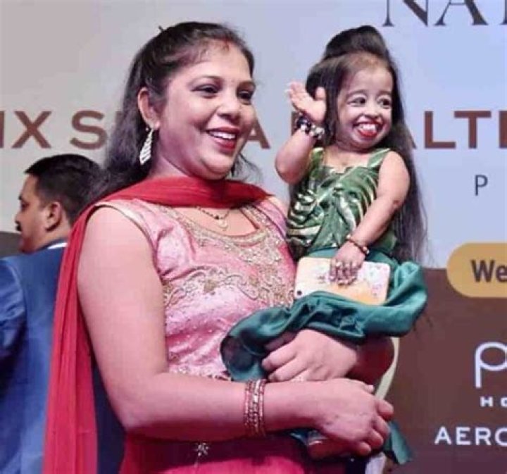 The Extraordinary Love Story Of The World's Smallest Woman And Her Husband