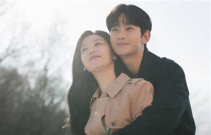 The Truth Uncovered: Are Kim Soo Hyun And Kim Ji Won In A Romantic Relationship?