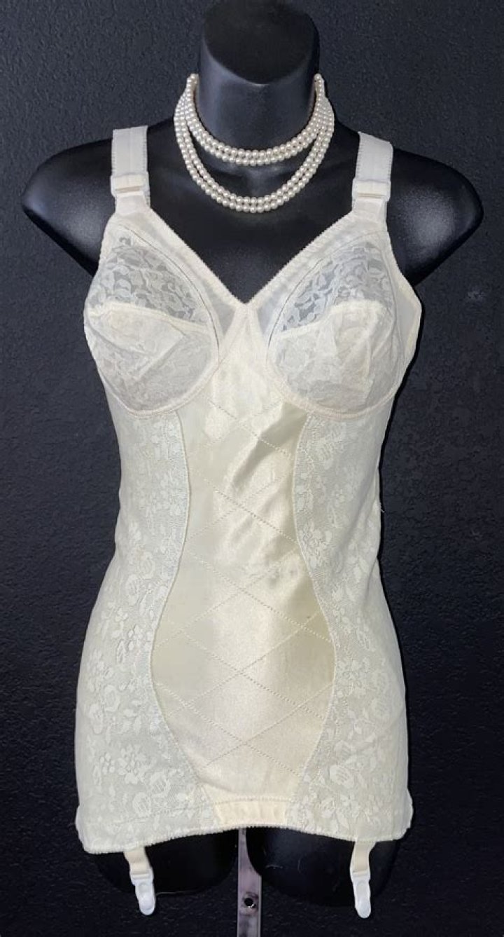 The Ultimate Guide To The Best Girdles For A