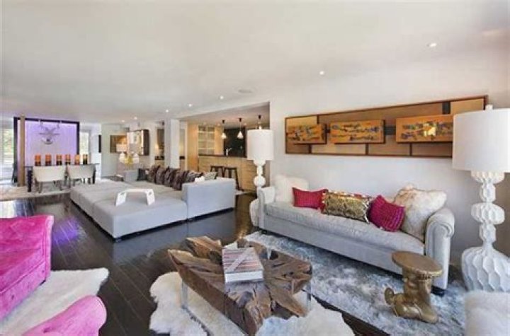 Top-Rated Interior Designs By Acclaimed Designer David Bromstad