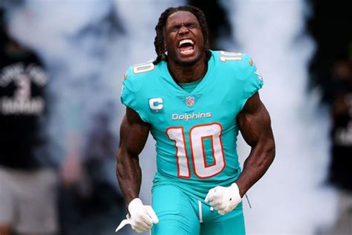Tyreek Hill Stats & News: Dolphins WR's Career, Records & More