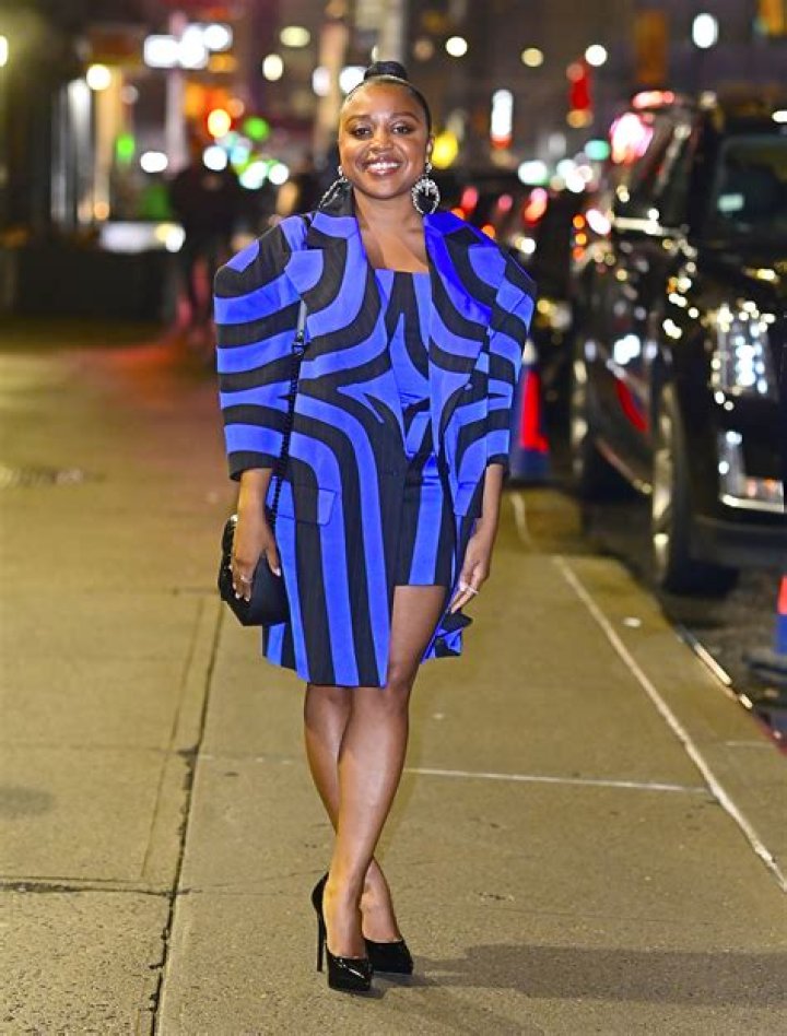 Uncover The Enchanting World Of Female Celebrities In New York City