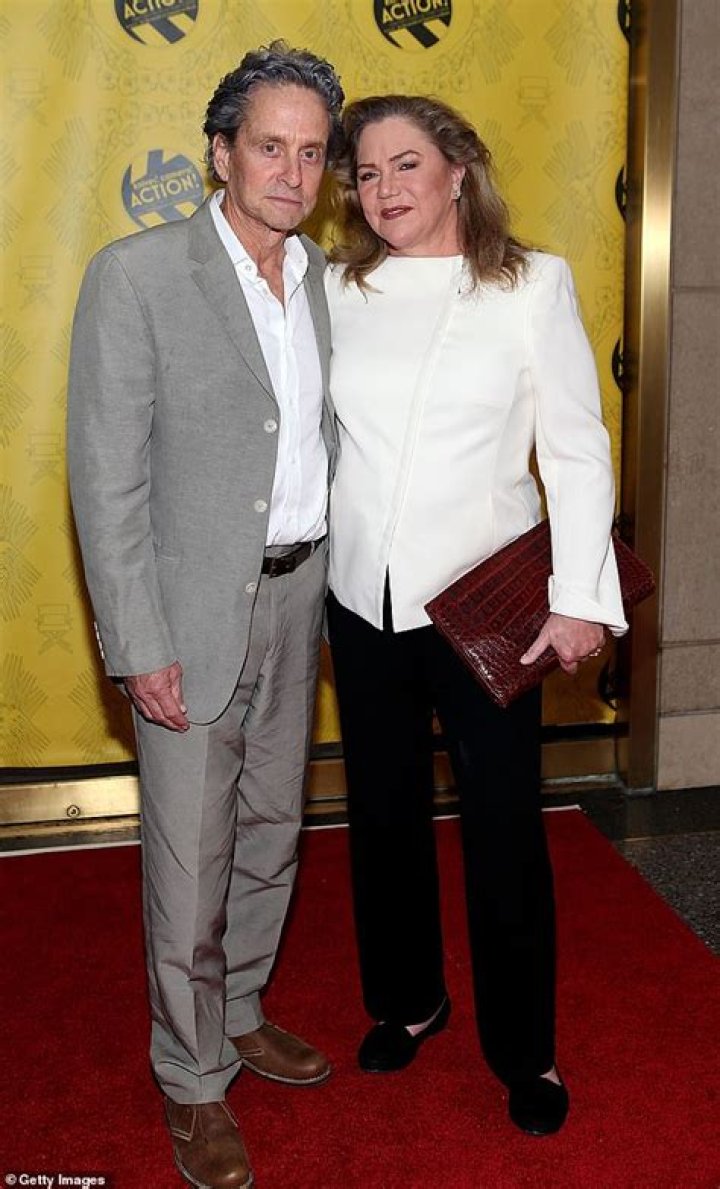 Uncover The Ex-Husband Of Kathleen Turner: Discoveries And Deeper Insights