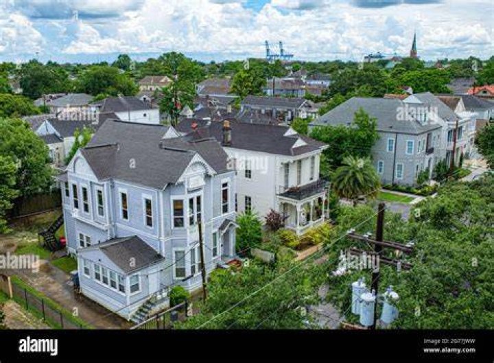 Uncover The Hidden Gems Of 2300 Prytania Street, New Orleans