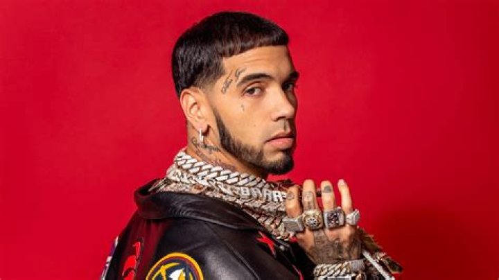 Uncover The Secret: Anuel AA's Height Revealed!