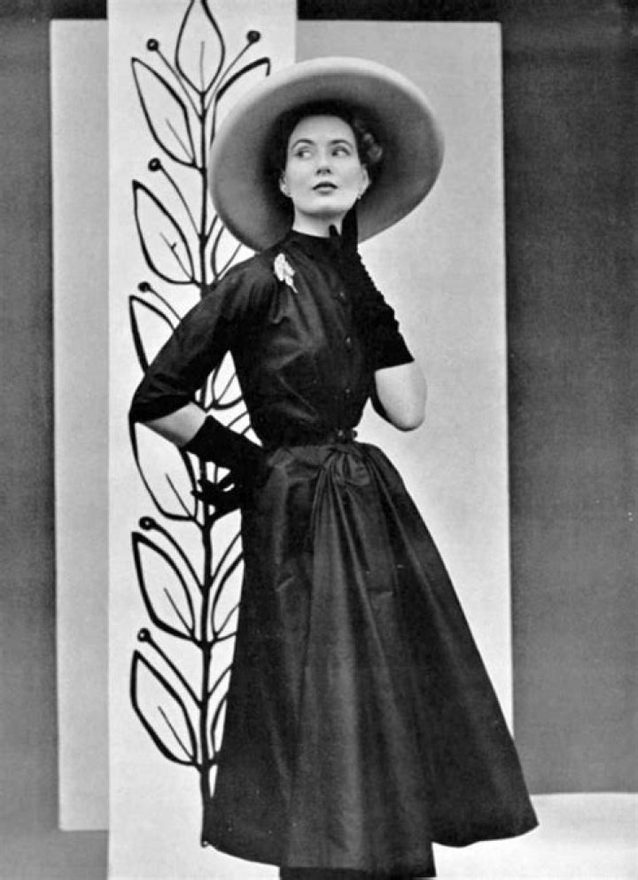 Uncover The Timeless Allure Of Family Photos In Black Clothes