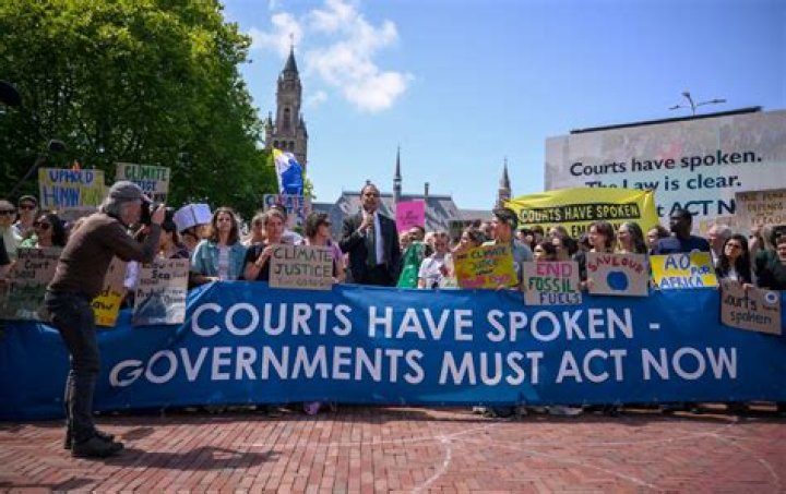 Uncover The Visionary World Of Lukas Hintzman: Climate, Justice, Europe