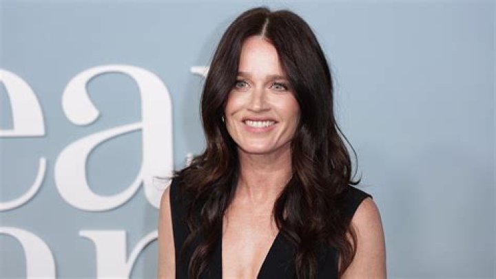 Uncovering Robin Tunney's Personal Life: Discoveries And Insights