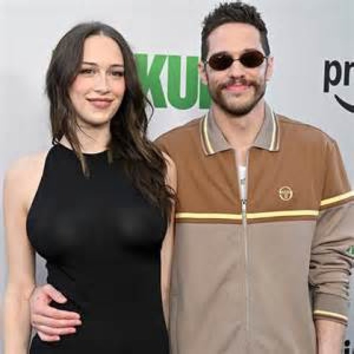 Uncovering The Life And Impact Of Pete Davidson's Inspiring Sister