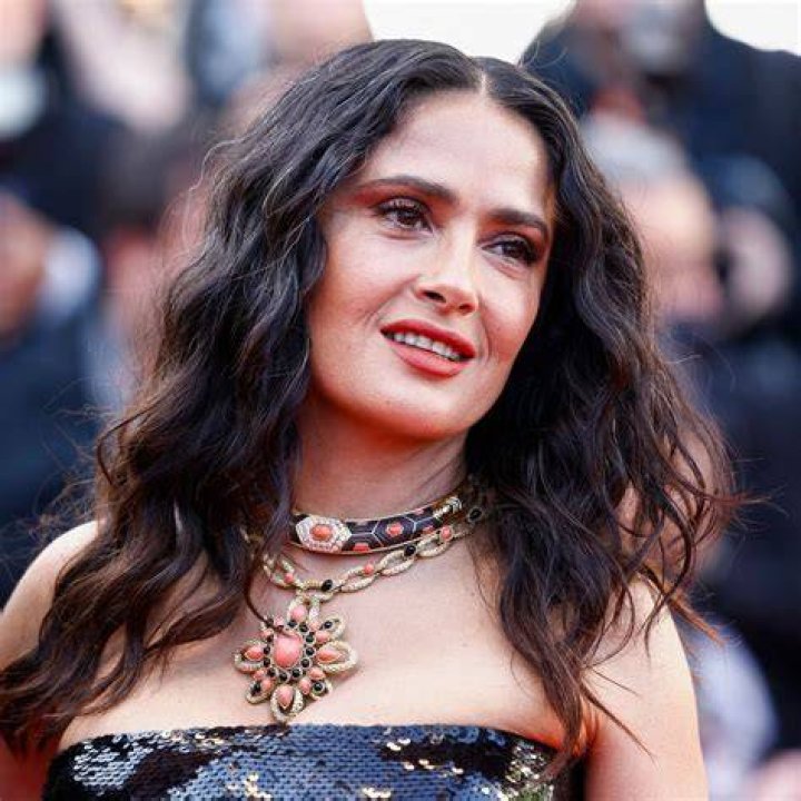 Unraveling Salma Hayek's Fortune: The Journey Of A Multitalented Icon