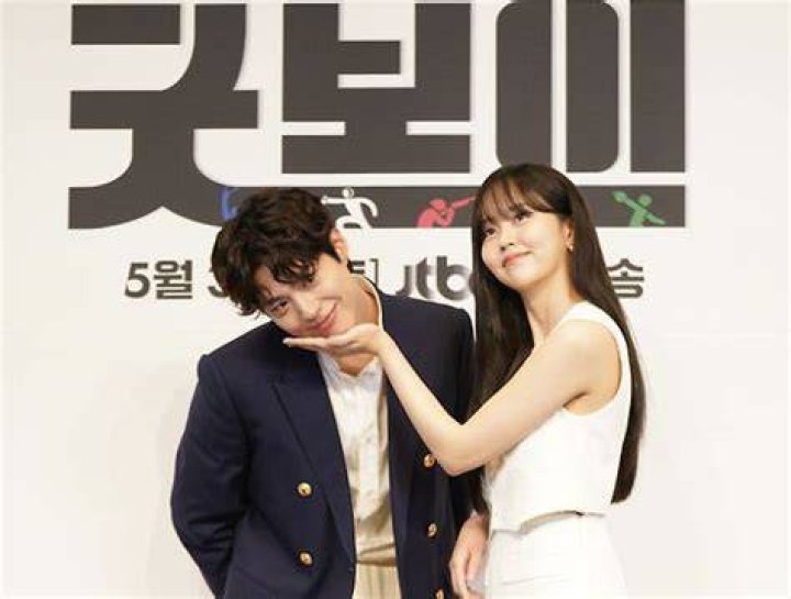 Unraveling The Chemistry: Kim So Hyun And Park Bo Gum In Drama