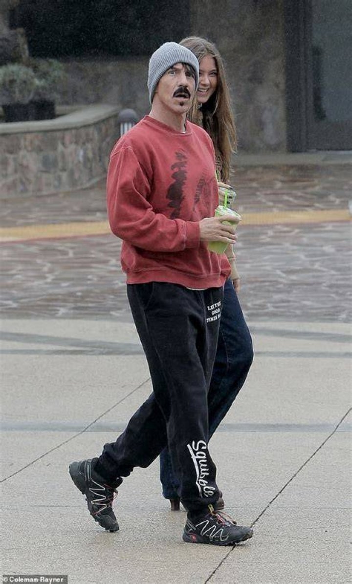 Unraveling The Complex Relationship Between Anthony Kiedis And Drugs