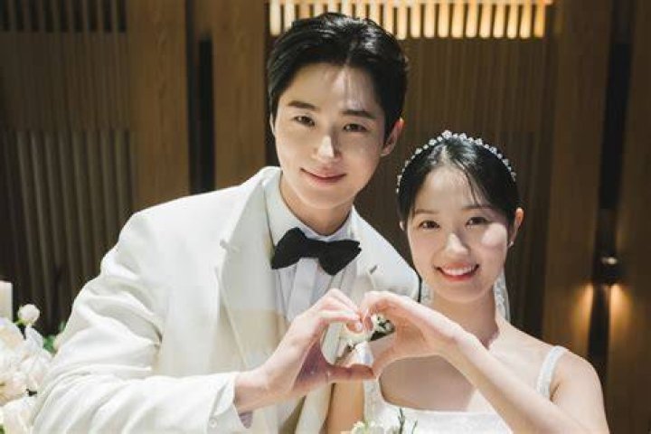 Unraveling The Life Of Kim Hye Won's Sister: A Journey Of Two Stars