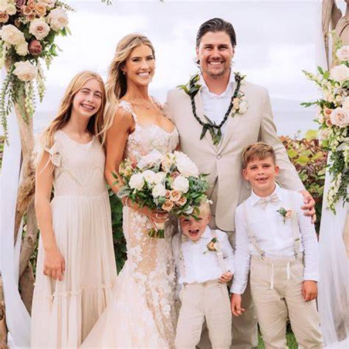 Unraveling The Love Life Of Michael C. Hall: Who Was Michael C. Hall Married To?