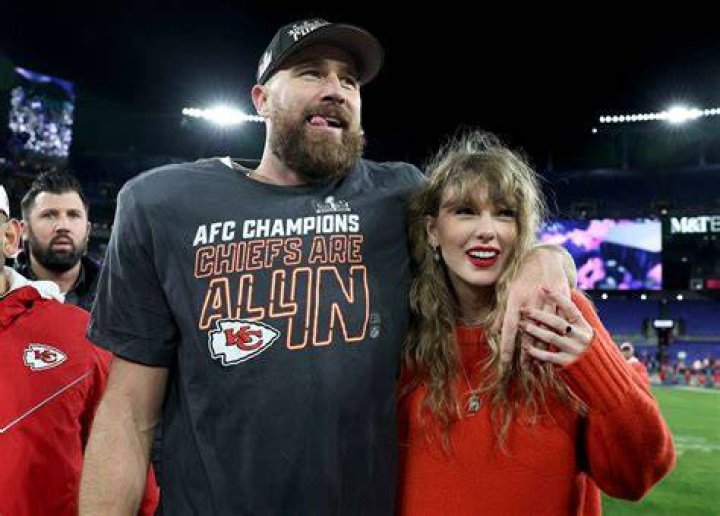 Unraveling The Mystery: Did Taylor Swift's Parents Get Remarried?