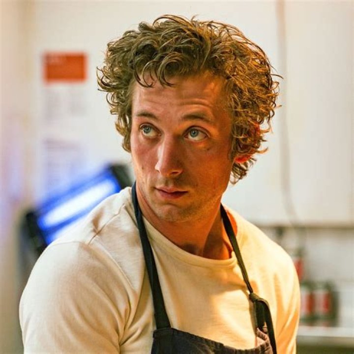 Unveiling Jeremy Allen White's Real Height: The Truth Behind The Star