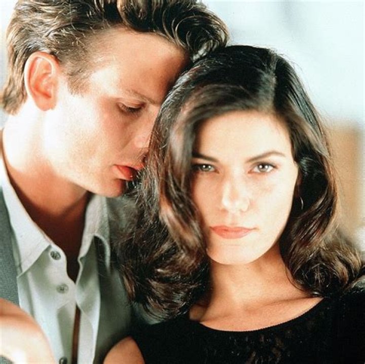 Unveiling Linda Fiorentino's Relationships: Secrets, Insights, And Surprises