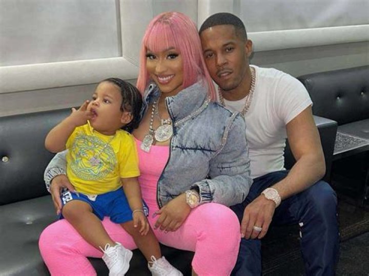 Unveiling Neon Hitch's Baby Father: Discoveries And Insights