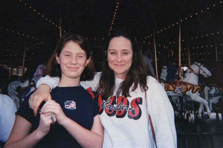 Unveiling Samantha Lewes: The Untold Story of Tom Hanks' First Wife