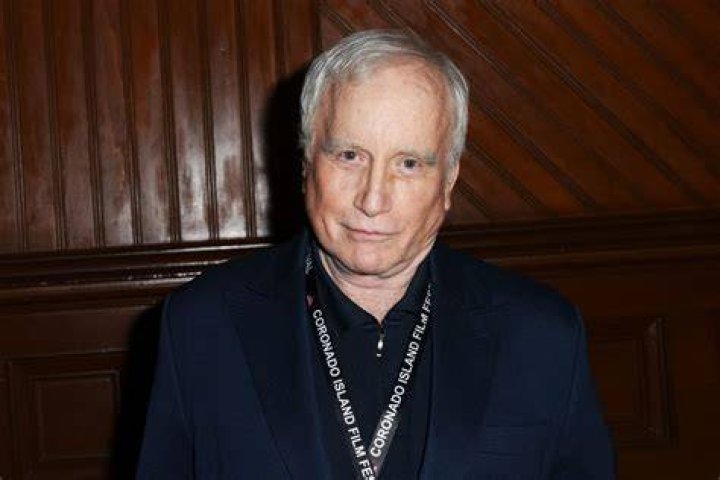 Unveiling The Age Of Richard Dreyfuss: A Journey Through Time