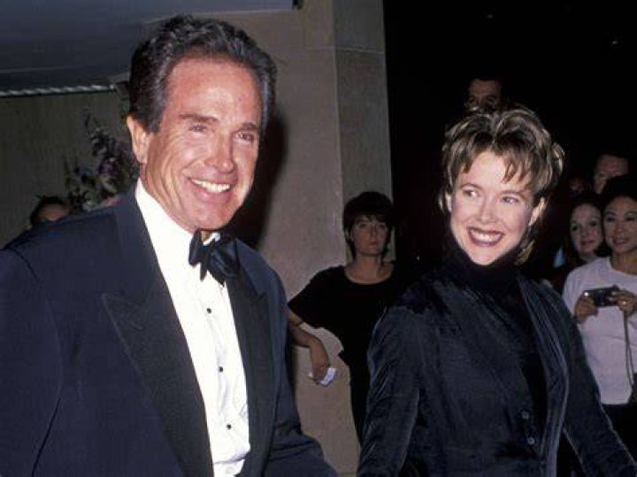Unveiling The Charisma Of Young Warren Beatty