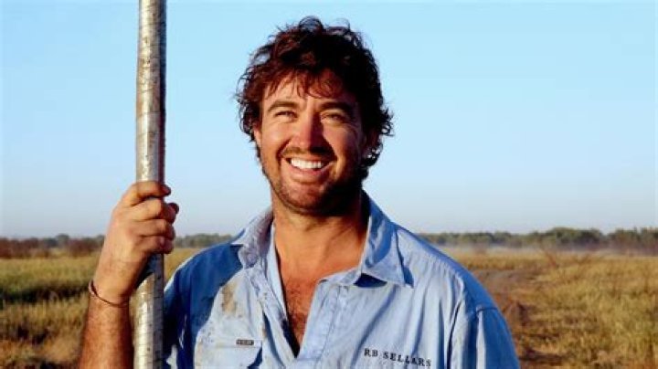 Unveiling The Extraordinary World Of Matt Wright: Wildlife, Adventure, And Impact