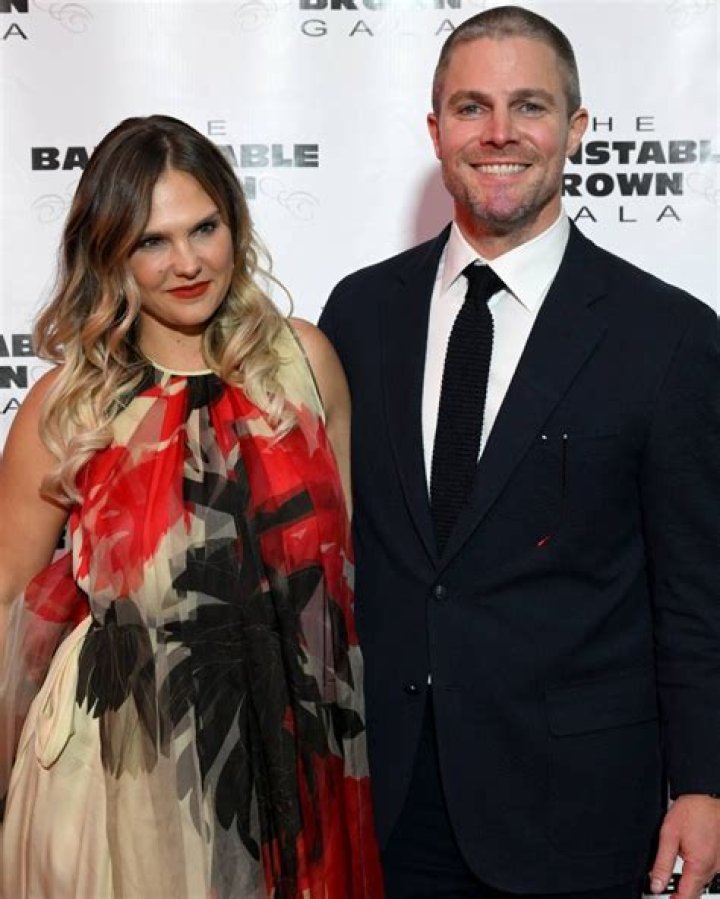 Unveiling The Love Life Of Stephen Amell: Is He Married?