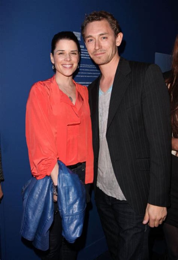 Unveiling The Love Story: How Did Neve Campbell And JJ Feild Meet?