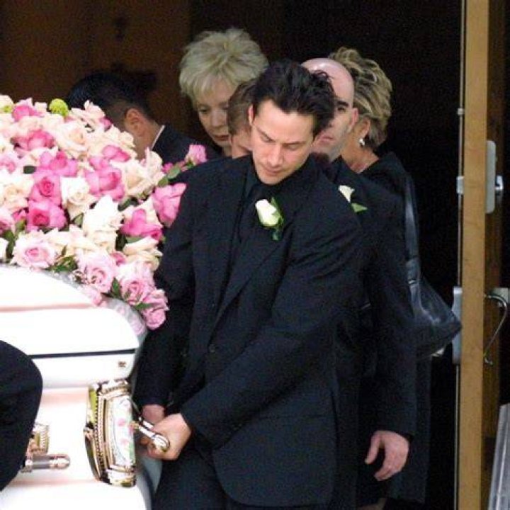 Unveiling The Love Story Of Keanu Reeves And Jennifer Syme