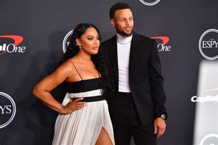 Unveiling The Serendipitous Meeting Of Steph Curry And Ayesha: An Inspiring Love