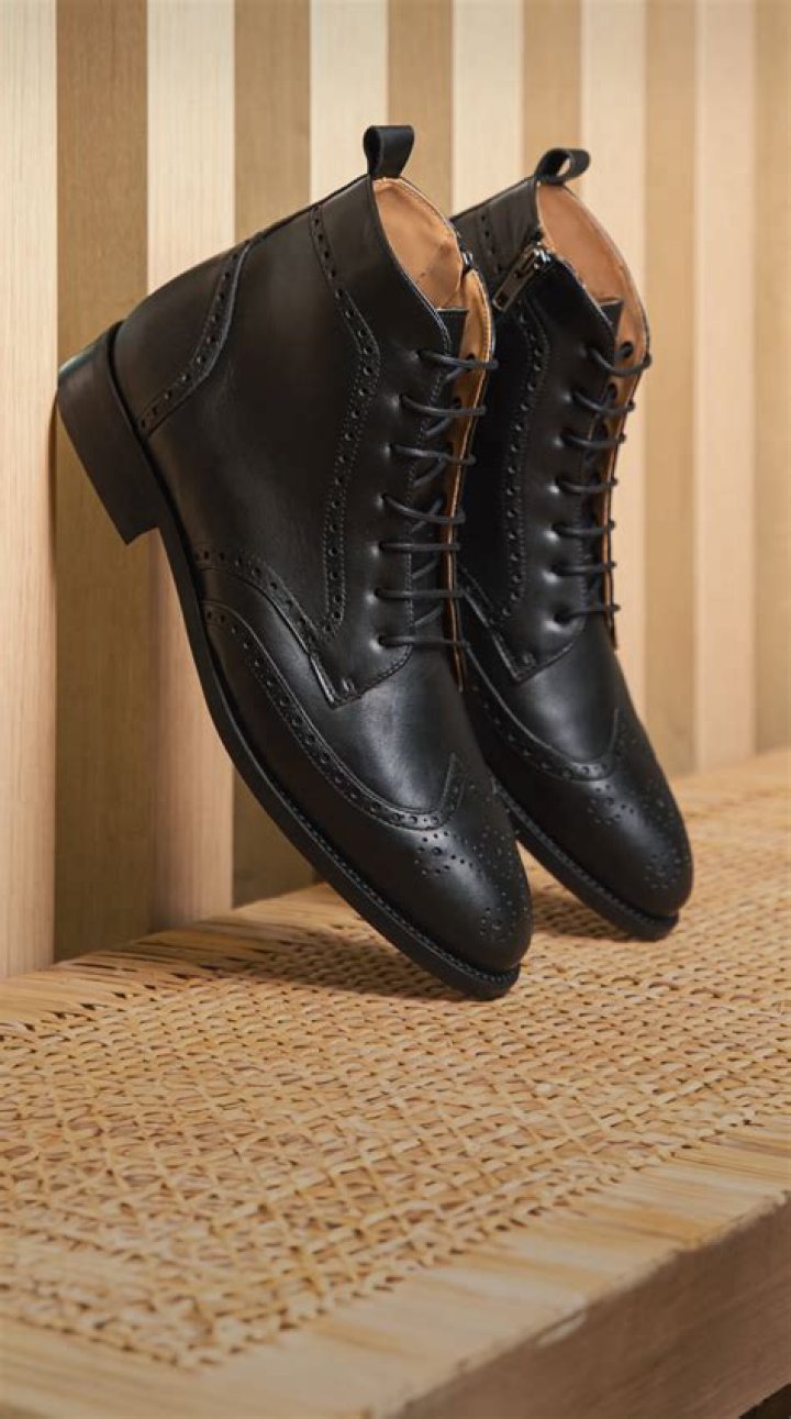 Unveiling The Unparalleled World Of Joe's Boots Aurora
