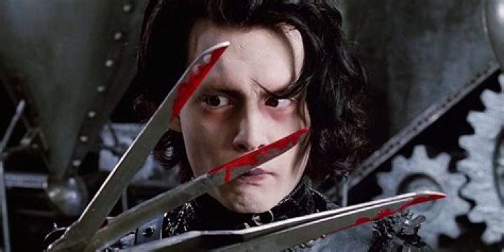 Unveiling Winona Ryder's Age In Edward Scissorhands: A Journey Through Time