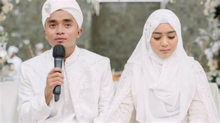Usia, Tinggi, Dan Fakta Menarik