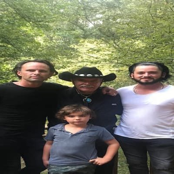Walton Goggins: Facts, Net Worth & His Brother Sandy Revealed!