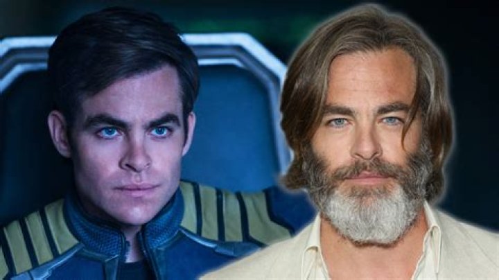 Was Olivia Munn Texting Chris Pine DURING "Star Trek"?!