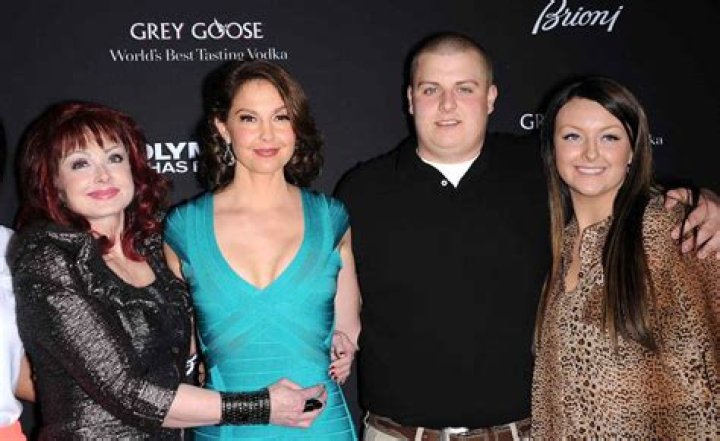 Wynonna Judd's Children: Love, Support & Grace Kelley's Struggles
